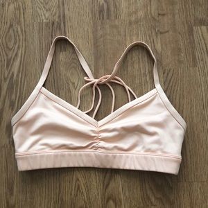 Alo Yoga Sunny Strappy sports bra peach color. XS.